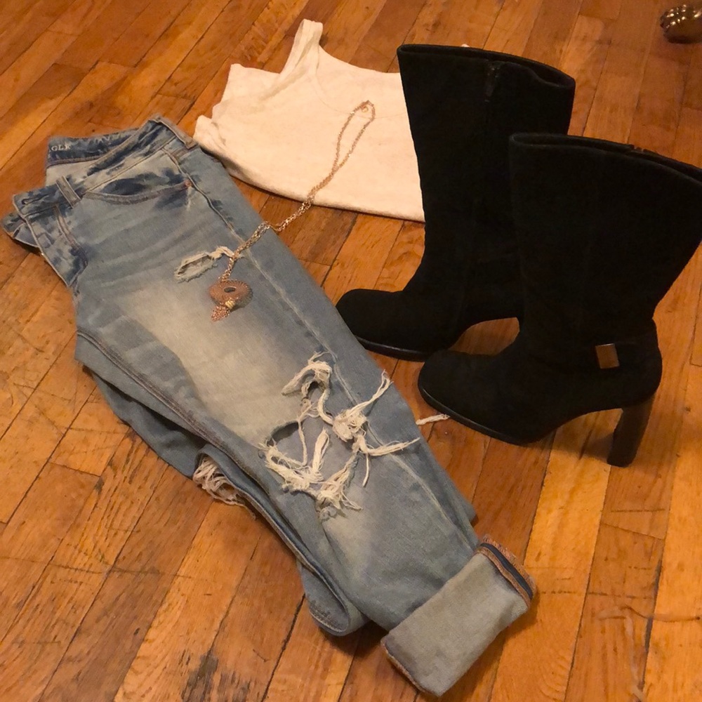 🚫SOLD🚫🎉HP 🎉Gucci womens boots - Picture 3 of 8